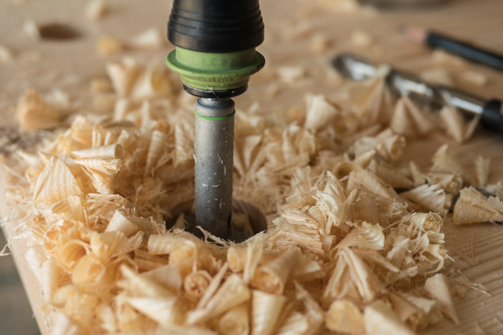 Creazioni perfette con le frese per legno: dalla precisione dei dettagli ai bordi sagomati